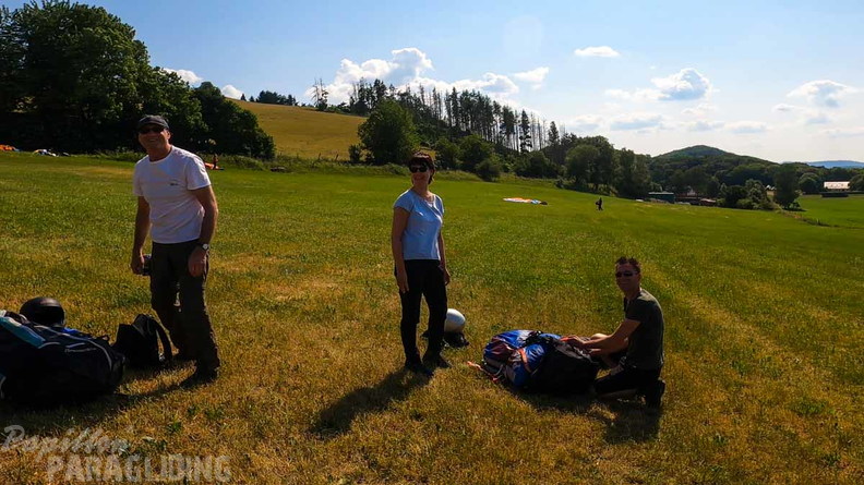 es25.23-elpe-paragliding-103