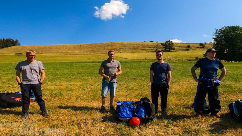 es25.23-elpe-paragliding-104