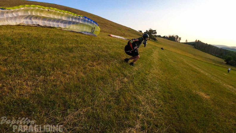 es25.23-elpe-paragliding-106