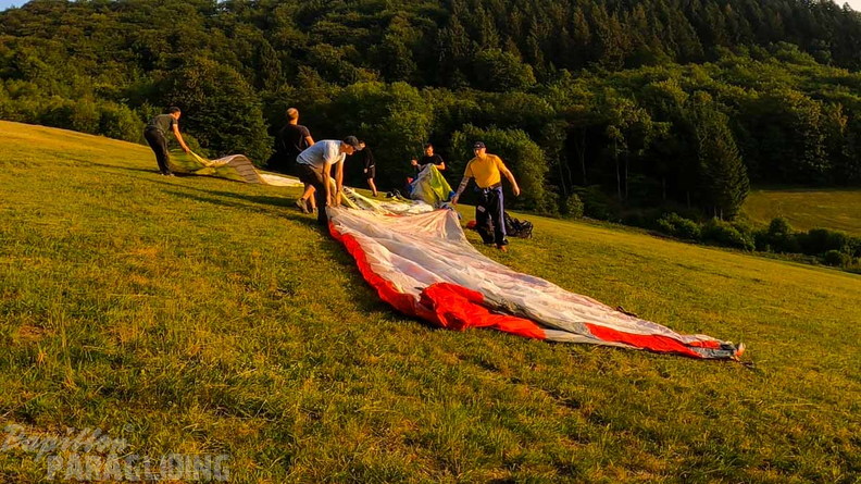 es25.23-elpe-paragliding-117