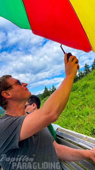 dh27.23-papillon-paragliding-luesen-127