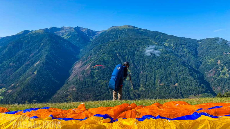 dh27.23-papillon-paragliding-luesen-137