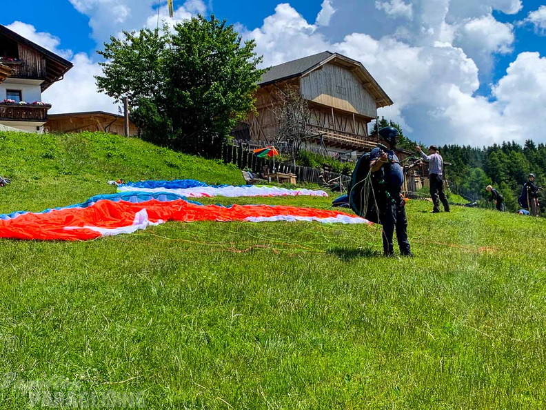 dh27.23-papillon-paragliding-luesen-153