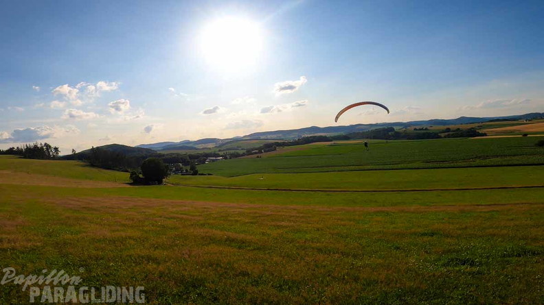 EK28.23-Papillon-Kombikurs-Gleitschirm-Sauerland-135