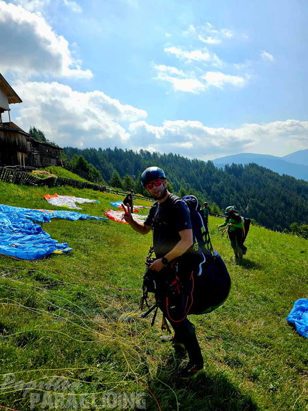dh29.23-luesen-paragliding-120