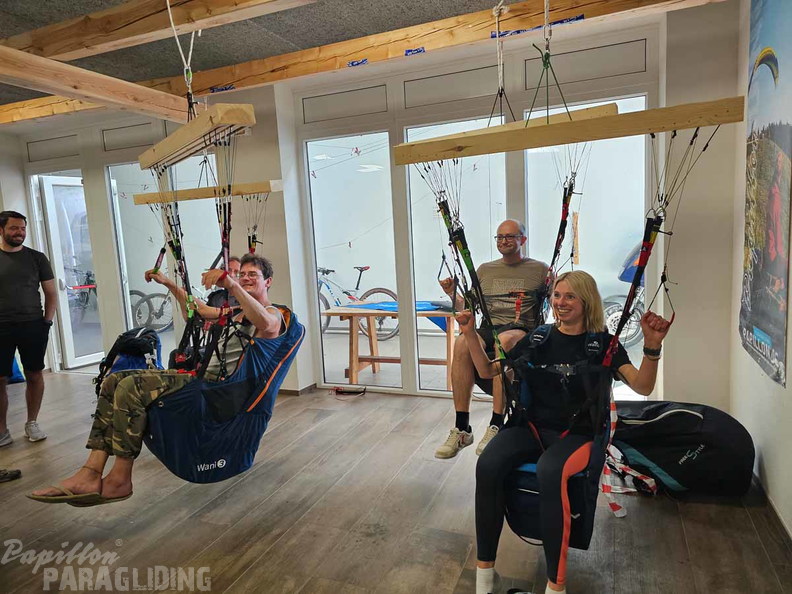 dh29.23-luesen-paragliding-106