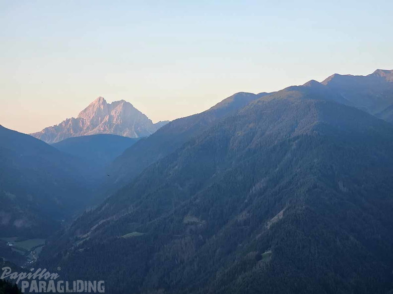 dh29.23-luesen-paragliding-115