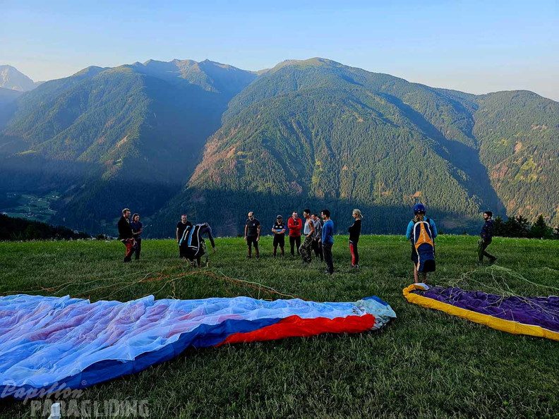 dh29.23-luesen-paragliding-116