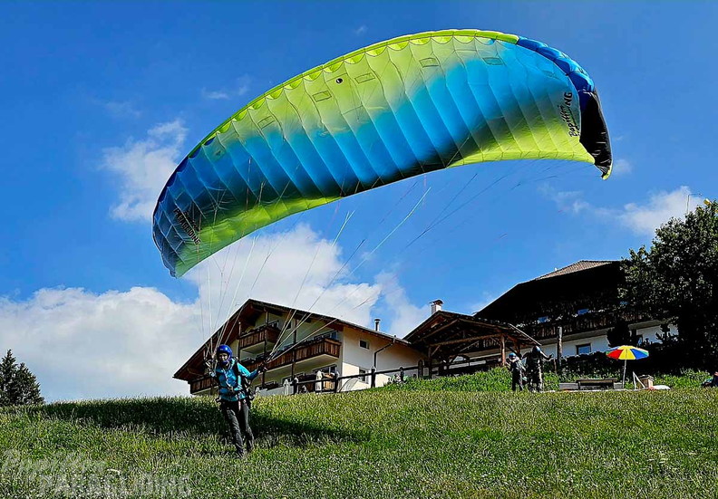 dh29.23-luesen-paragliding-124