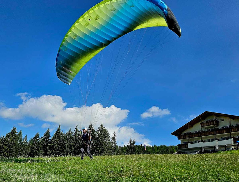 dh29.23-luesen-paragliding-133
