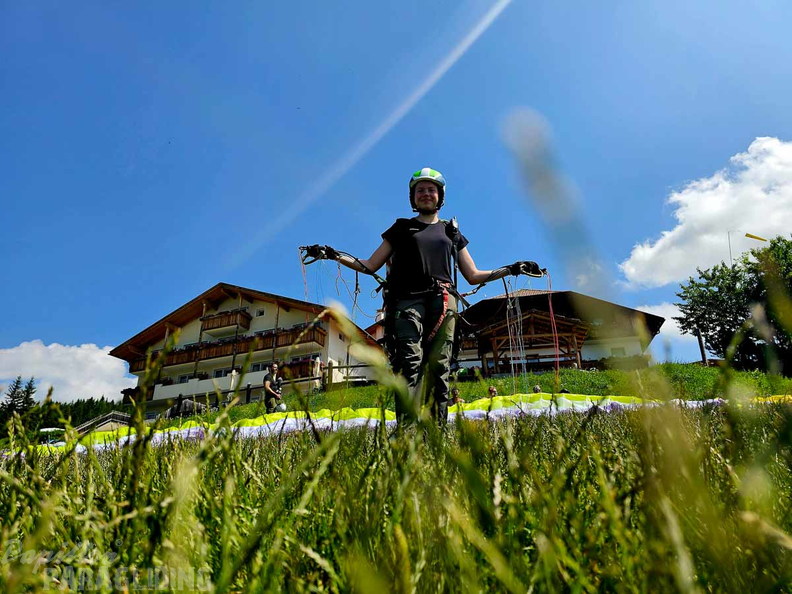 dh29.23-luesen-paragliding-141