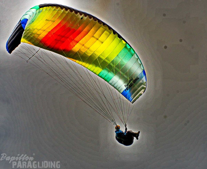 dh32.23-luesen-paragliding-129