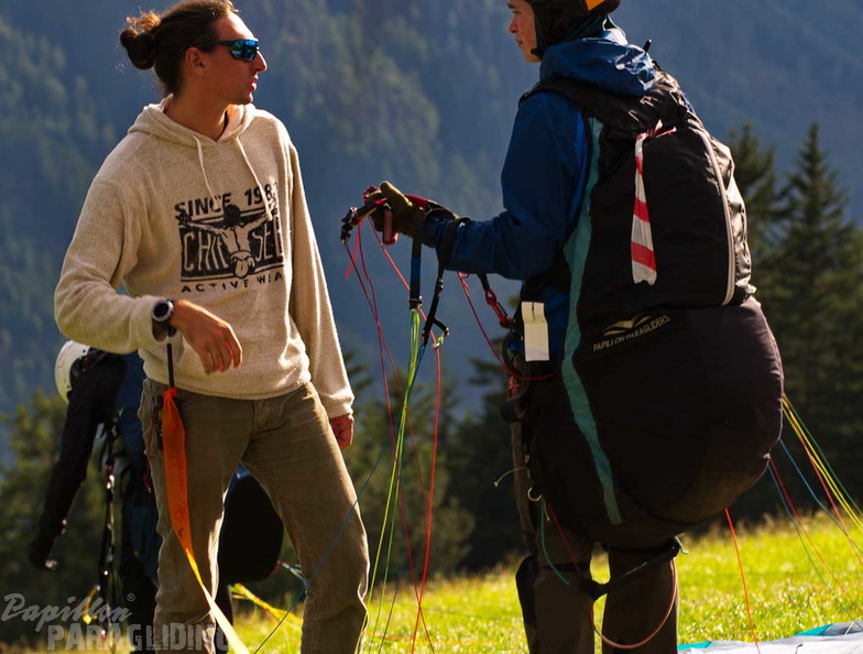 dh32.23-luesen-paragliding-156