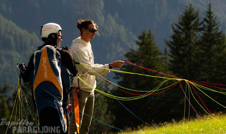 dh32.23-luesen-paragliding-160