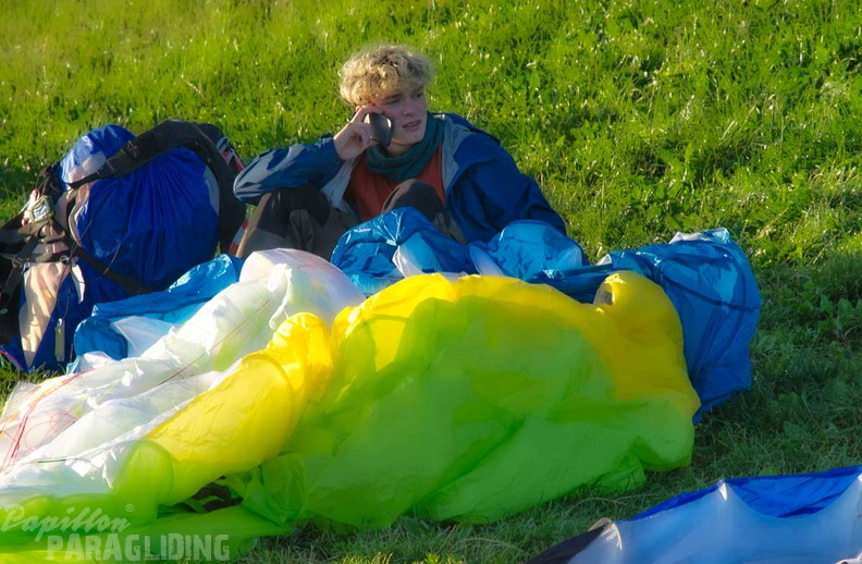 dh32.23-luesen-paragliding-205