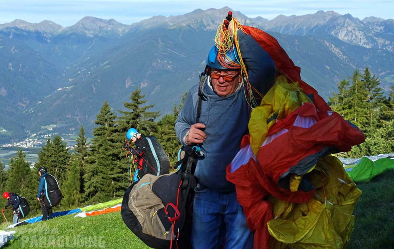 dh32.23-luesen-paragliding-104