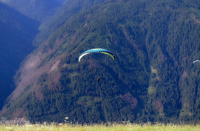 dh32.23-luesen-paragliding-111