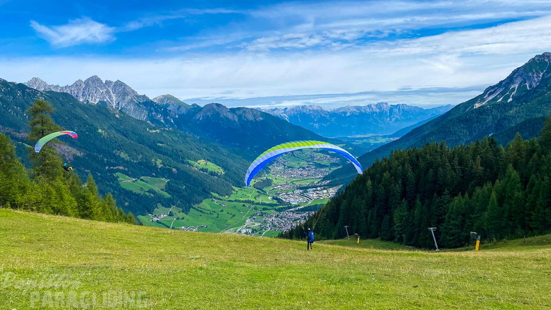 ah35.23-paragliding-stubai-108