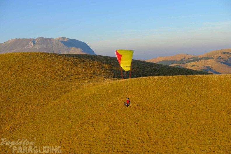 fcf37.23-castelluccio-paragliding-pw-118