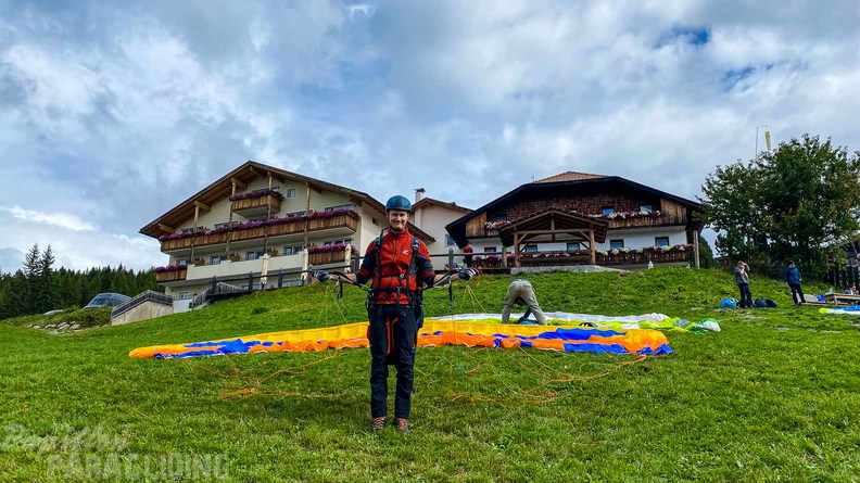 dh37.23-luesen-paragliding-105