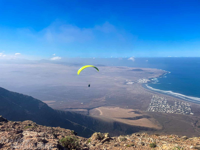 FLA1.24-lanzarote-paragliding-120