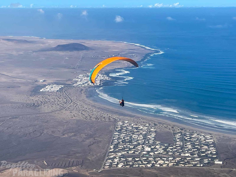 FLA1.24-lanzarote-paragliding-124
