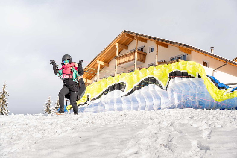 DH1.24-Luesen-Paragliding-Neujahr-100