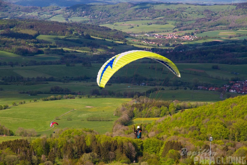 abtsrodaer-kuppe-paragliding-2024-05-09-257
