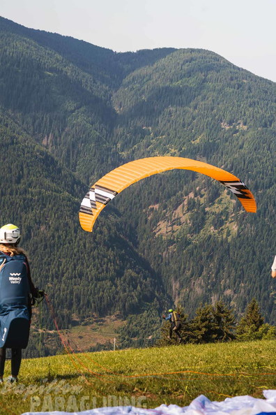 DH24.29-luesen-sommer-paragliding-127