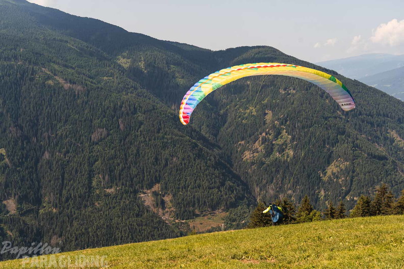DH24.29-luesen-sommer-paragliding-131