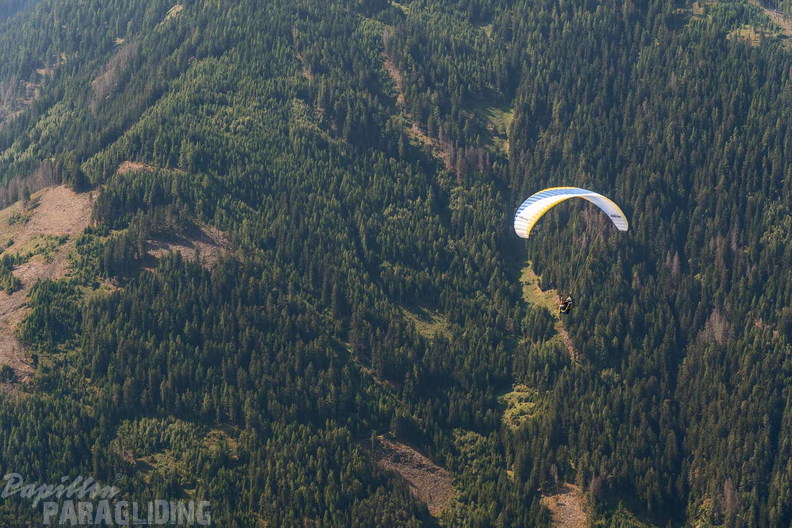 DH24.29-luesen-sommer-paragliding-145