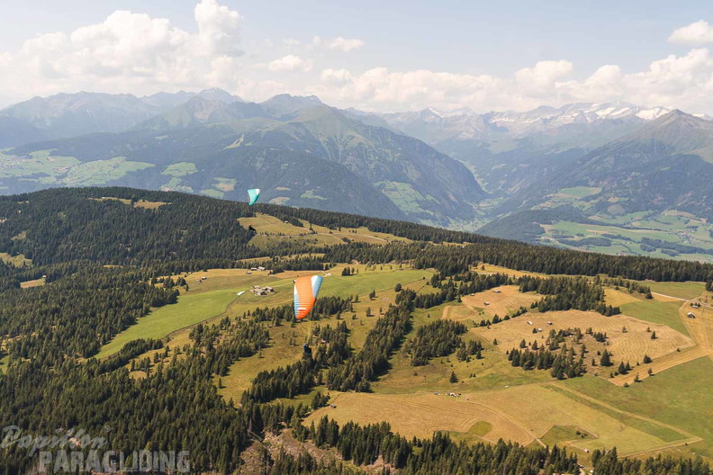 DH24.29-luesen-sommer-paragliding-164
