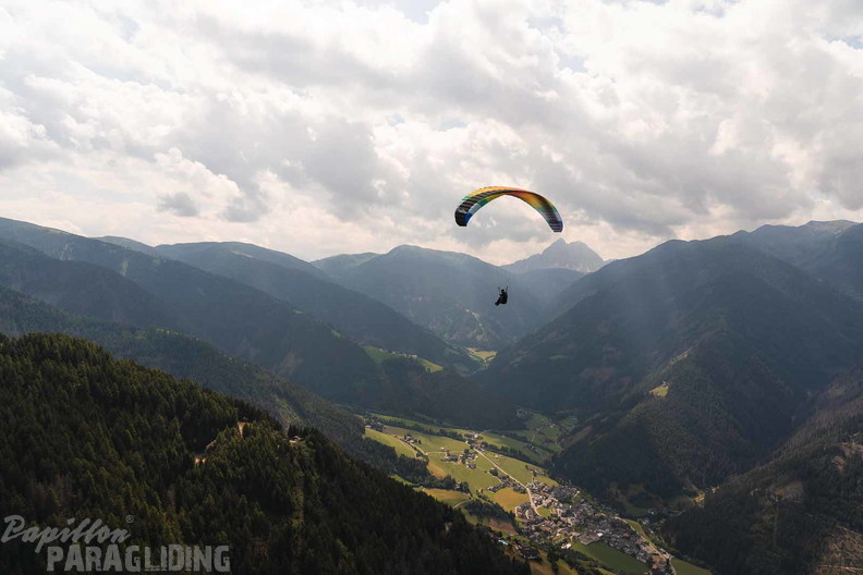 DH24.29-luesen-sommer-paragliding-100