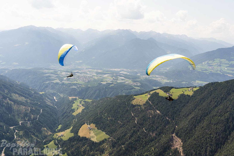DH24.29-luesen-sommer-paragliding-168