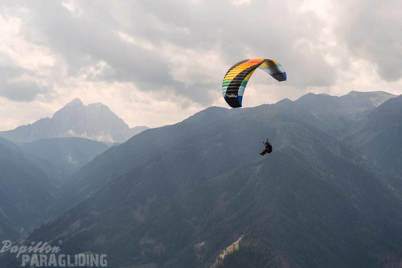 DH24.29-luesen-sommer-paragliding-102