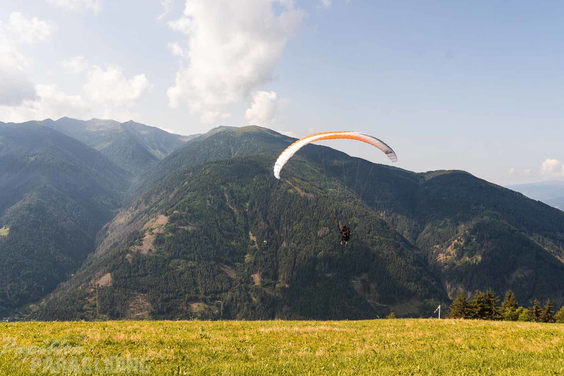 DH24.29-luesen-sommer-paragliding-109