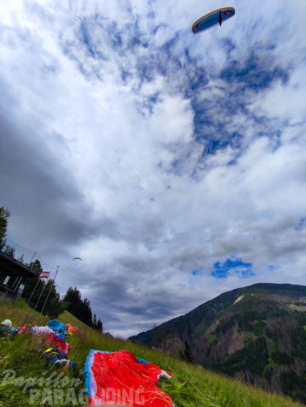 fpx26.24-paragliding-224.jpg