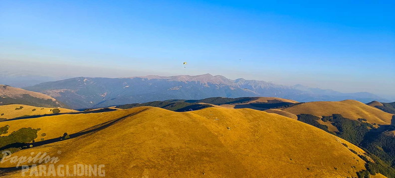 fcf37.23-castelluccio-paragliding-129