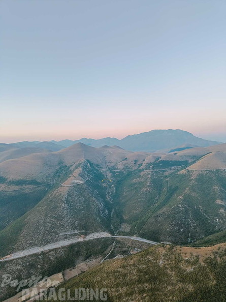 fcf37.23-castelluccio-paragliding-149