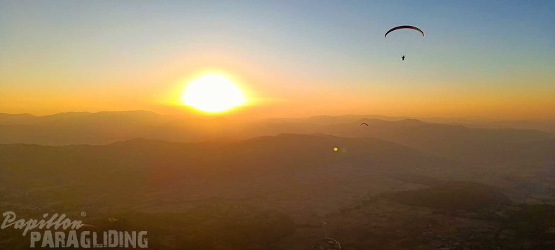 fcf37.23-castelluccio-paragliding-140