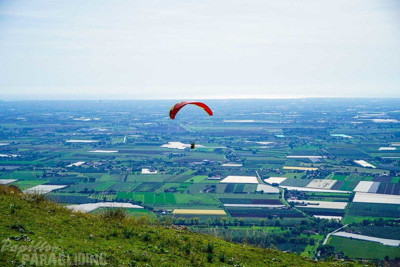 fno42.24-norma-italien-paragliding-128