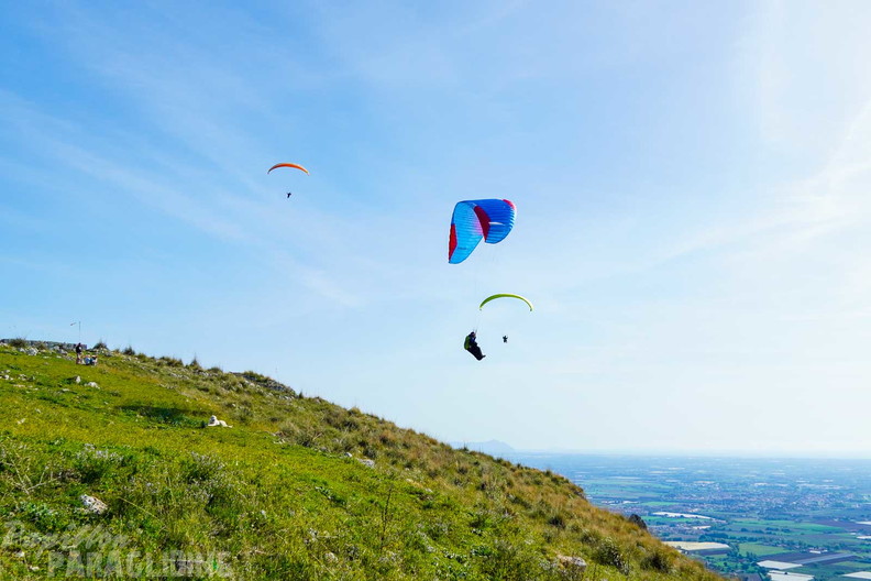 fno42.24-norma-italien-paragliding-155