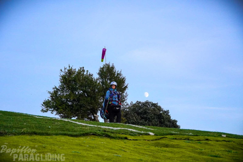 fno42.24-norma-italien-paragliding-209