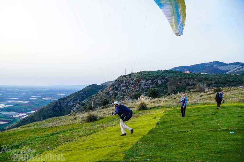 fno42.24-norma-italien-paragliding-216