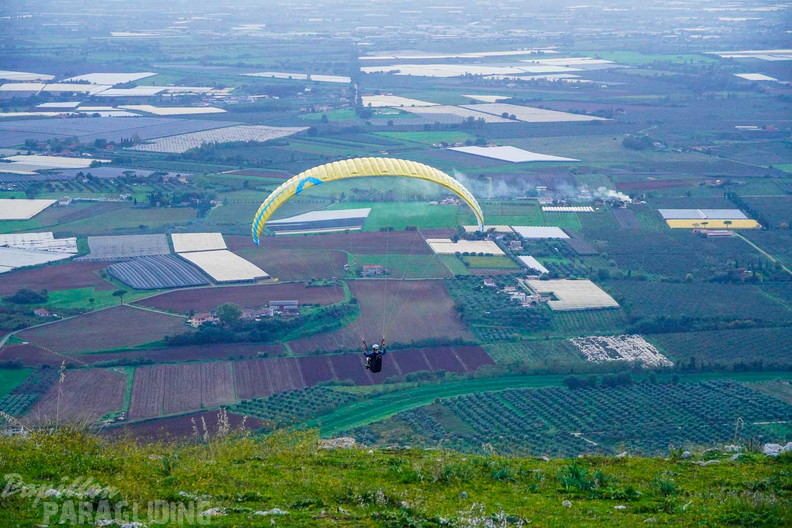 fno42.24-norma-italien-paragliding-220