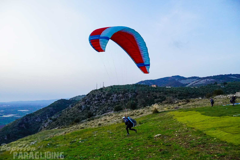 fno42.24-norma-italien-paragliding-241