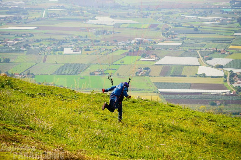 fno42.24-norma-italien-paragliding-291
