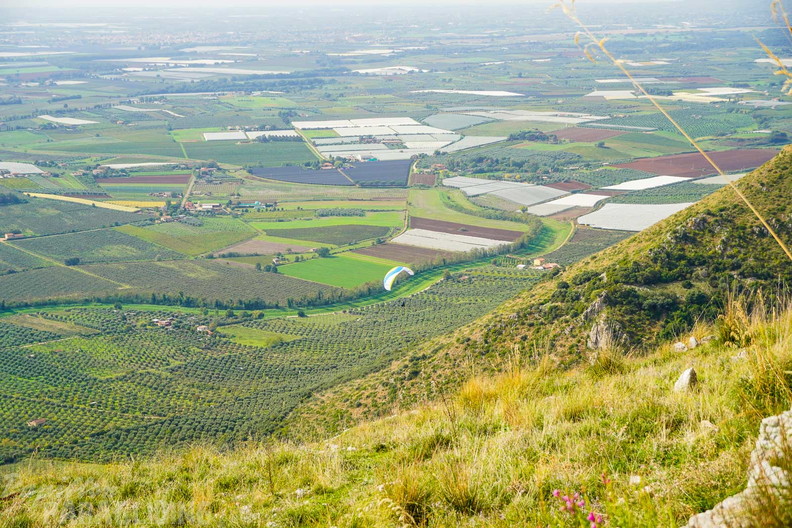 fno42.24-norma-italien-paragliding-312
