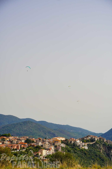 fno42.24-norma-italien-paragliding-326
