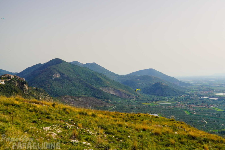 fno42.24-norma-italien-paragliding-333